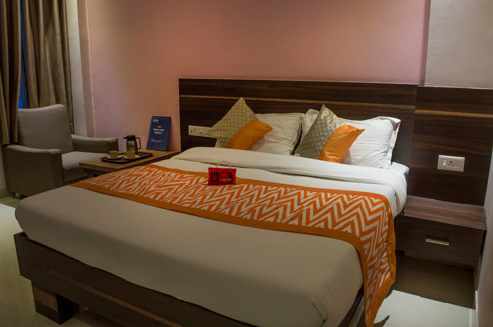 Oyo Rooms Sargam Cinemas Bhopal Exterior photo